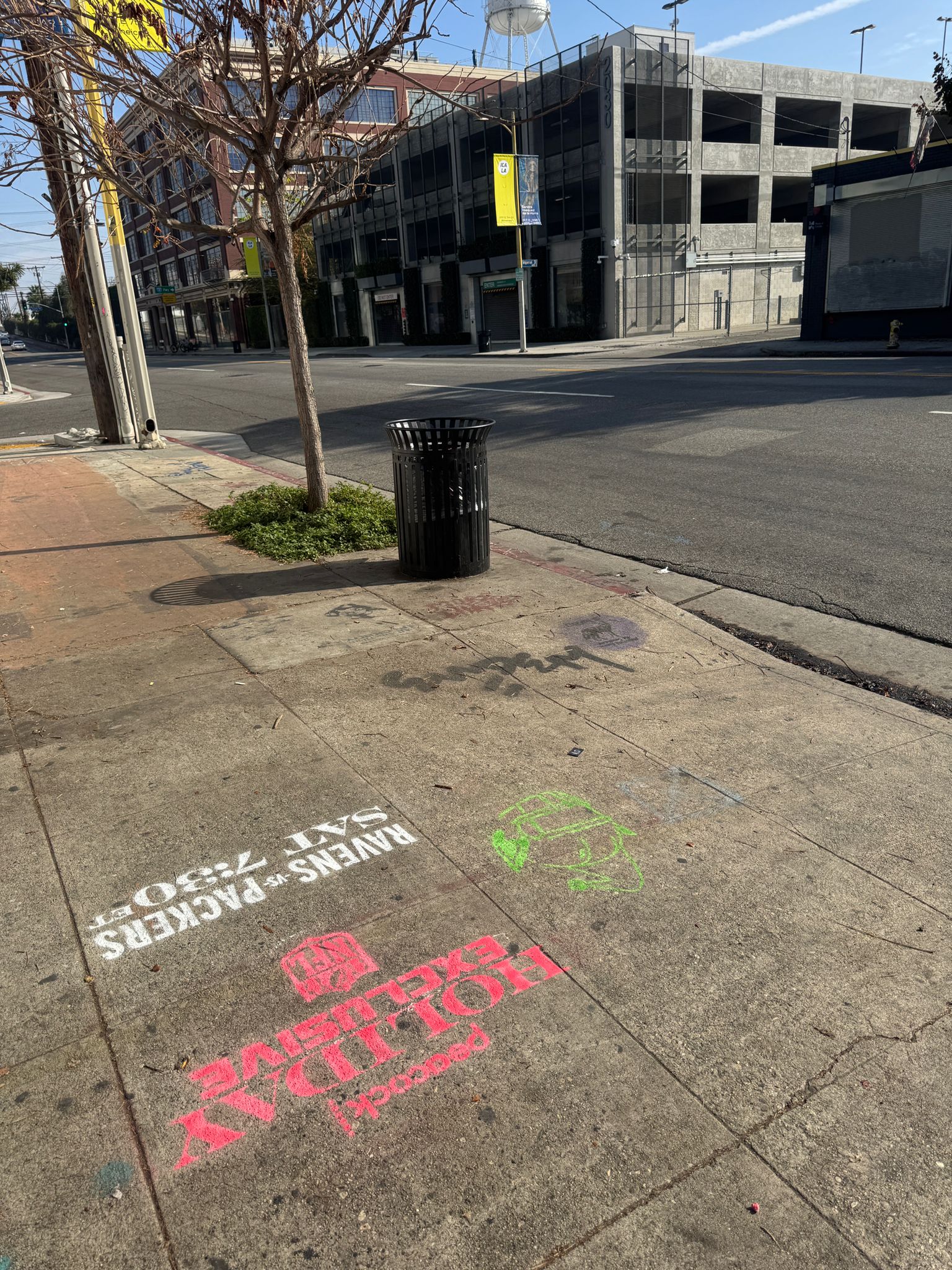 Stencil 14.6 Dtla Santa Fe Ave